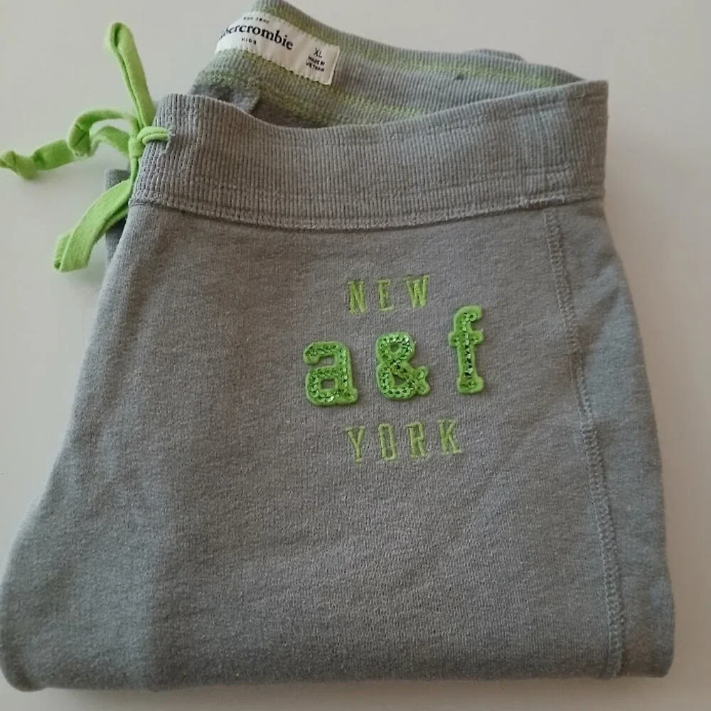 Abercrombie Kids Sweatpants XL - grey with green accent